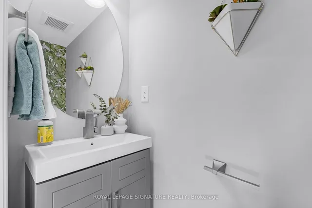 Additional property image - 22 Frances Loring Lane Unit 1