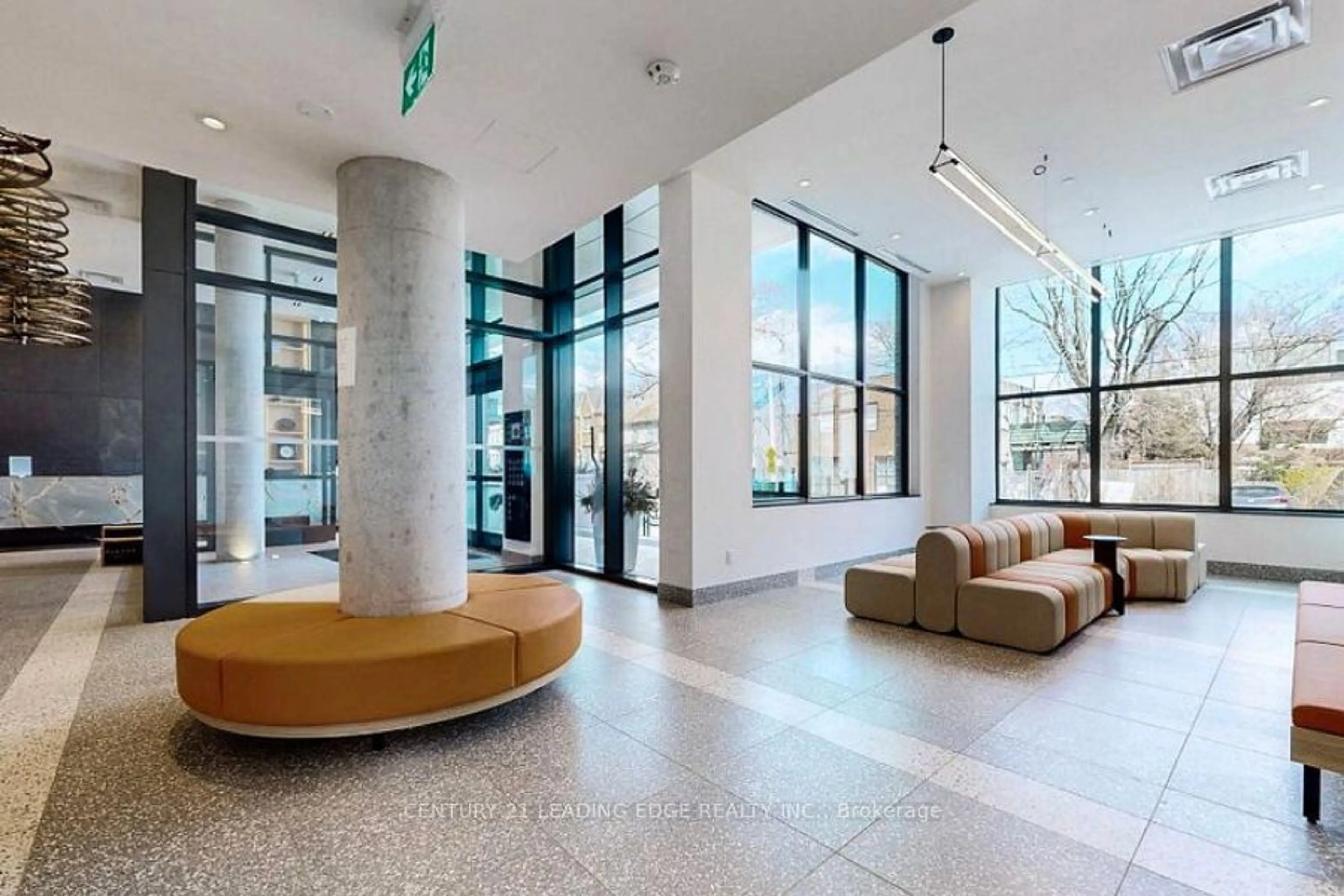 Lobby for 150 Logan Ave #611, Toronto Ontario M4M 0E4