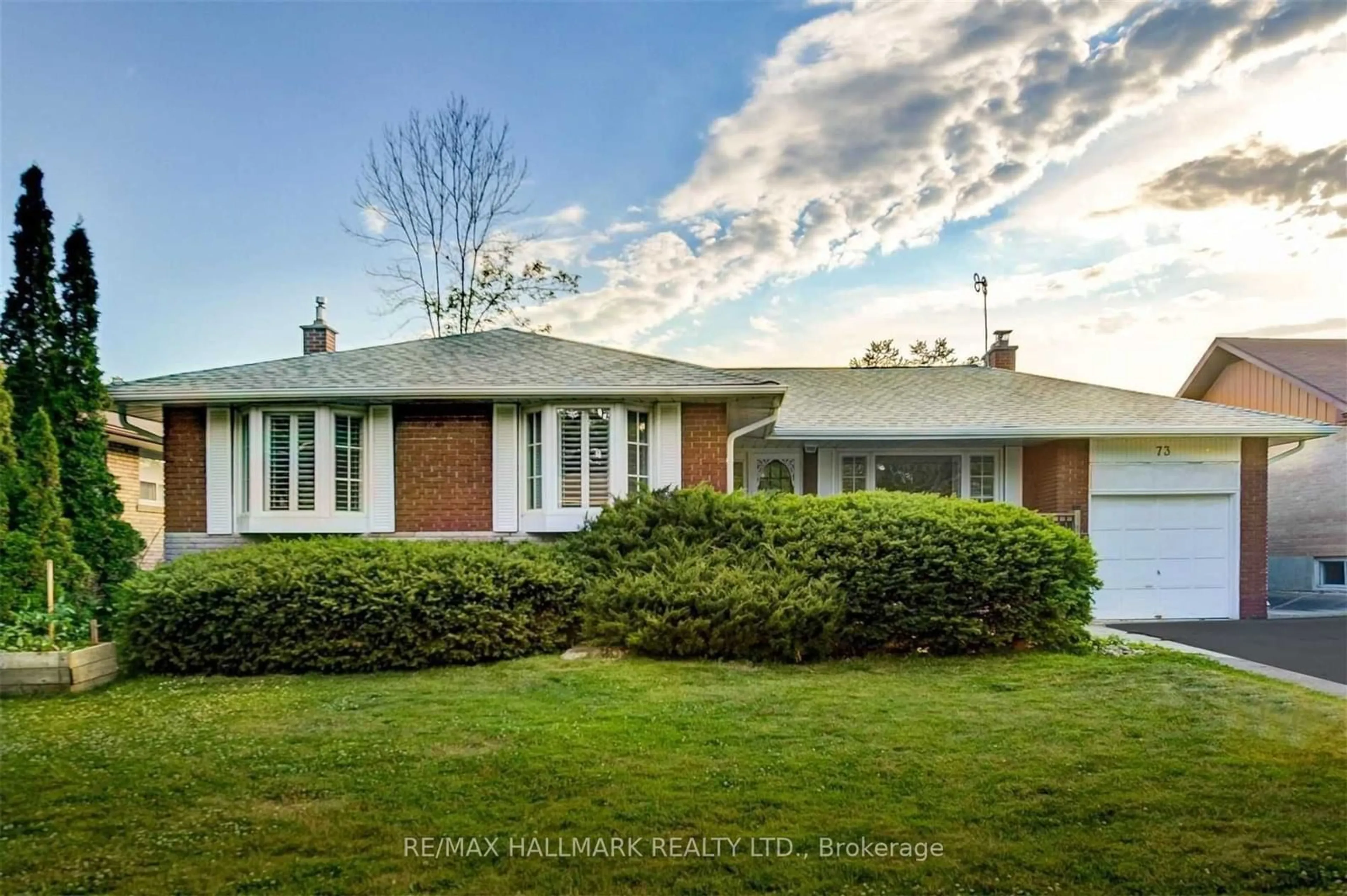 Home with brick exterior material, water/lake/river/ocean view for 73 Regency Sq, Toronto Ontario M1E 1N4