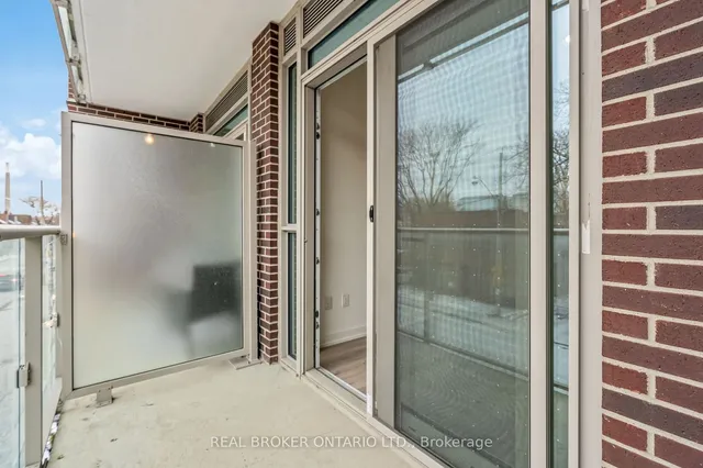 Additional property image - 150 Logan Ave Unit TH131