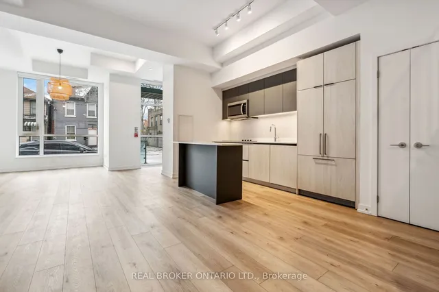 Additional property image - 150 Logan Ave Unit TH131