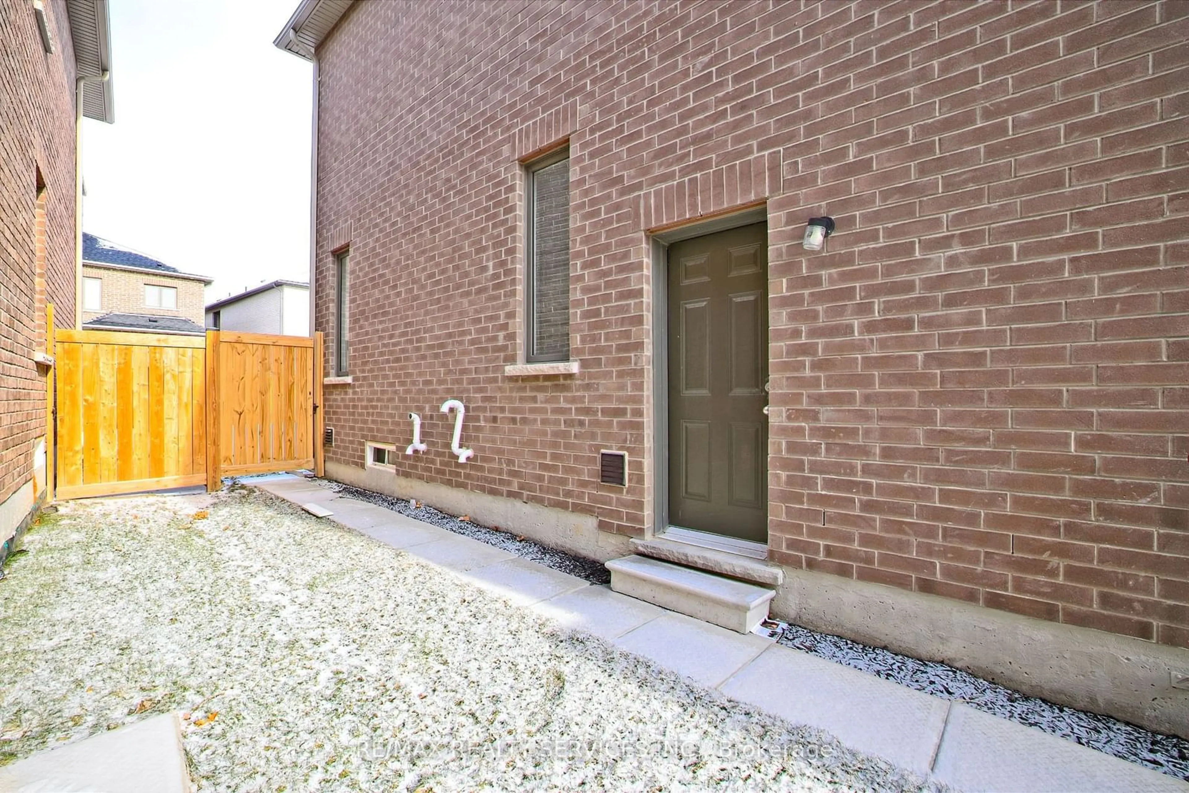 Home with brick exterior material, street for 22 Ogston Cres, Whitby Ontario L1P 0G9