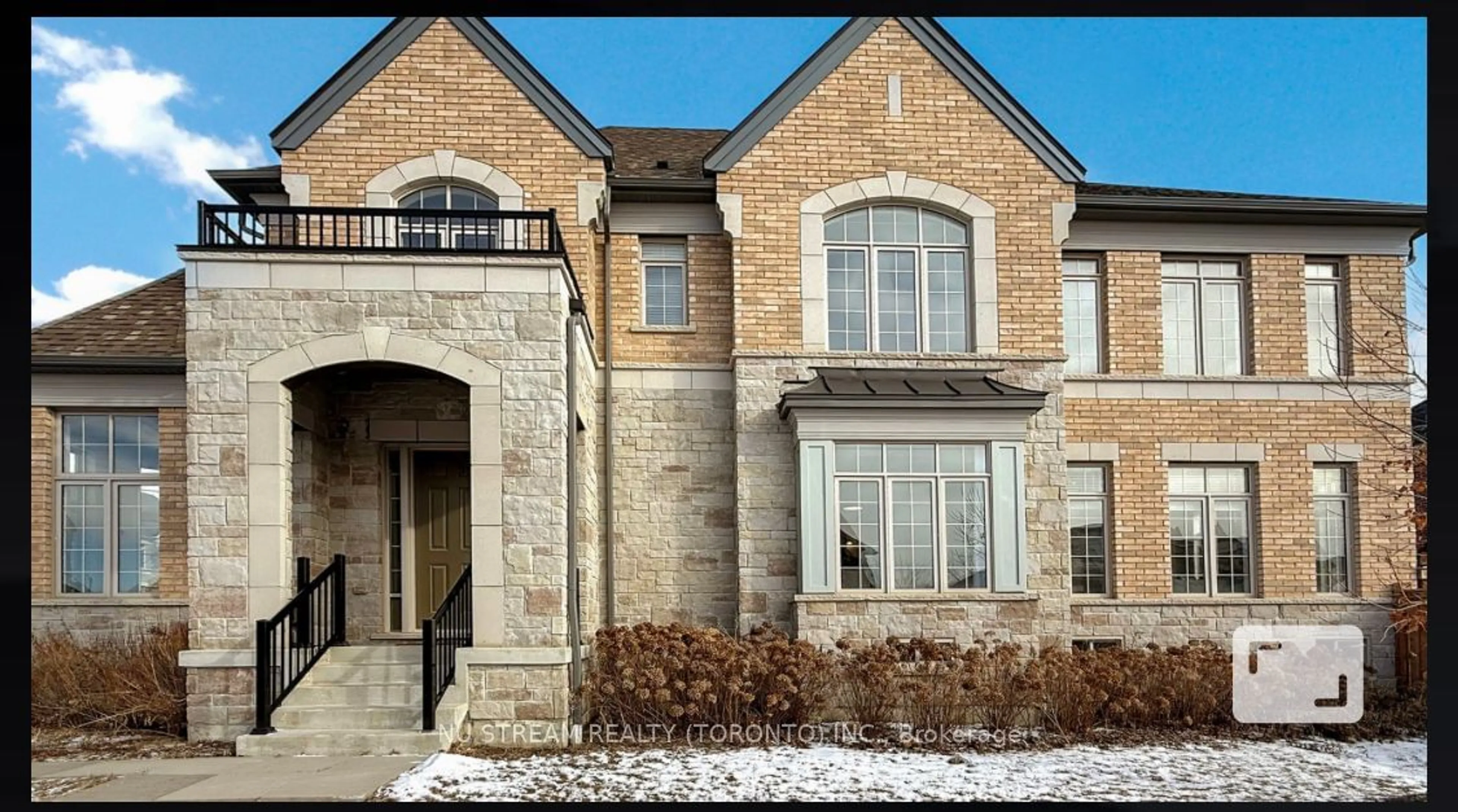 Home with brick exterior material, street for 72 St Ives Cres, Whitby Ontario L1P 0C5