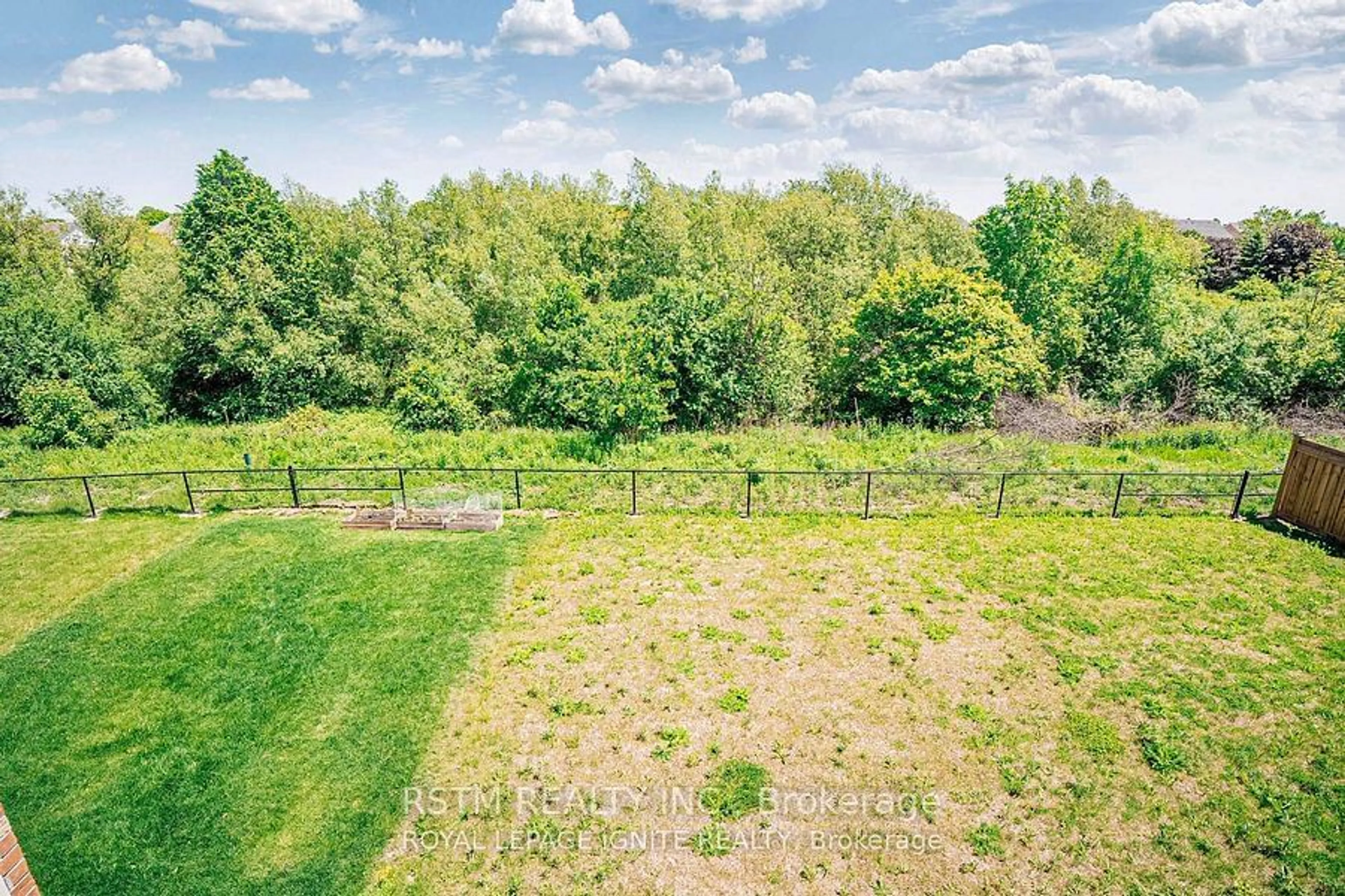 A pic from outside/outdoor area/front of a property/back of a property/a pic from drone, forest/trees view for 100 Barkerville Dr, Whitby Ontario L1P 0L8