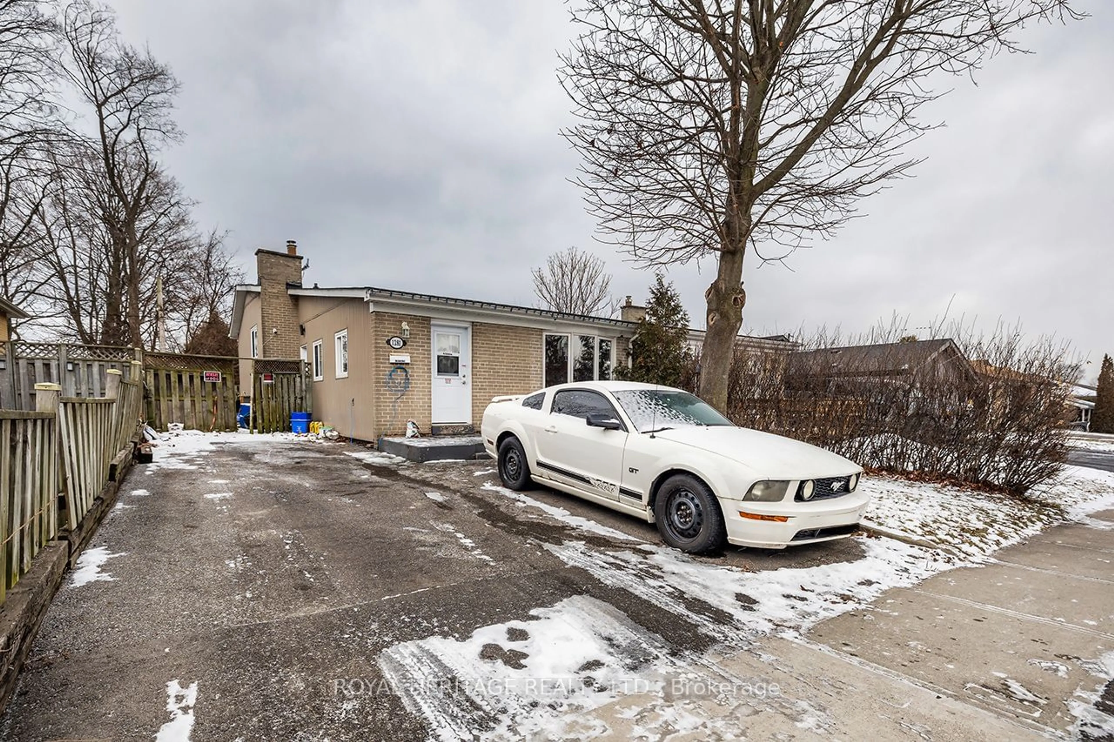 Unknown for 1281 Haller Ave, Pickering Ontario L1W 1H7