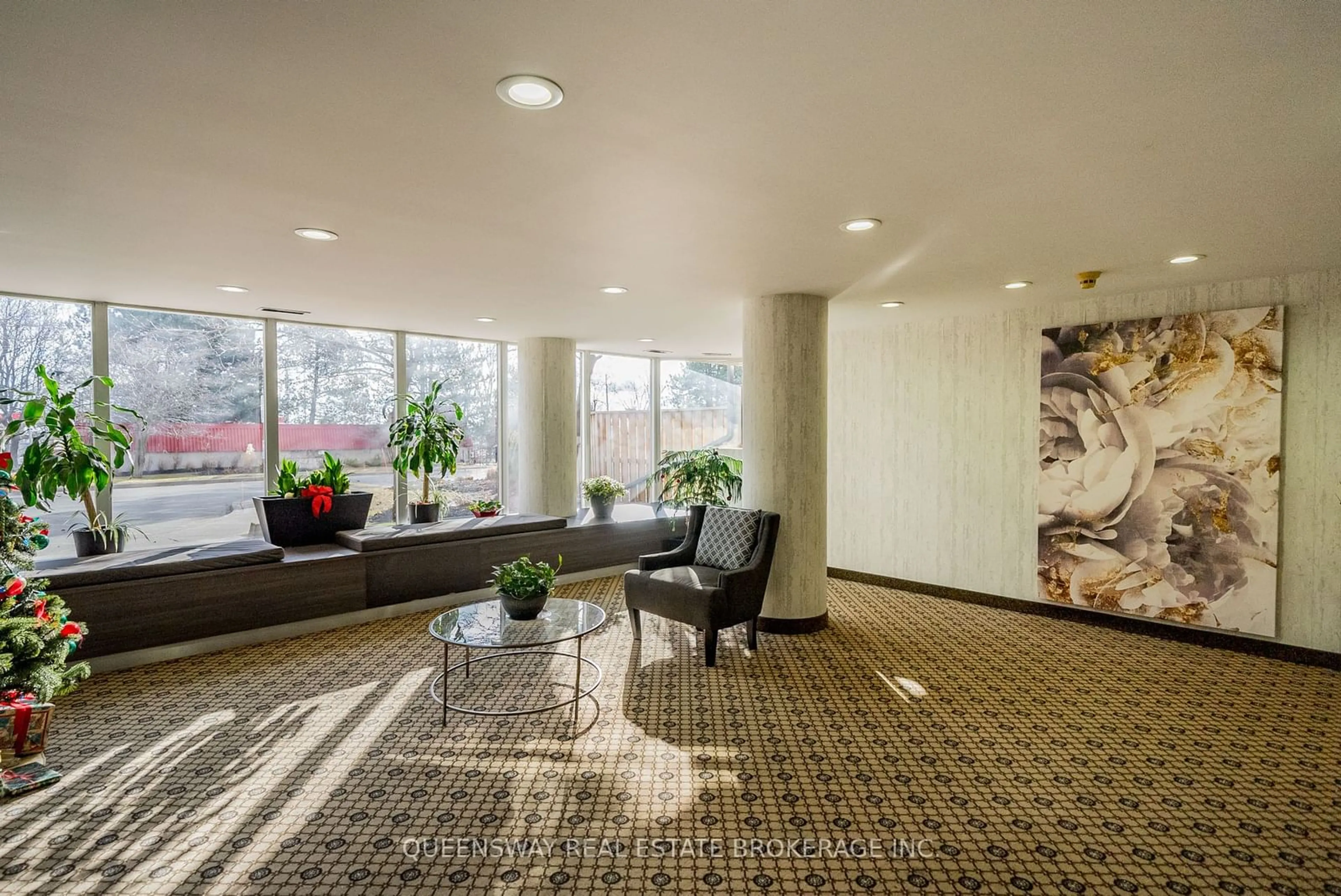 Lobby for 11753 Sheppard Ave #224, Toronto Ontario M1B 5M3