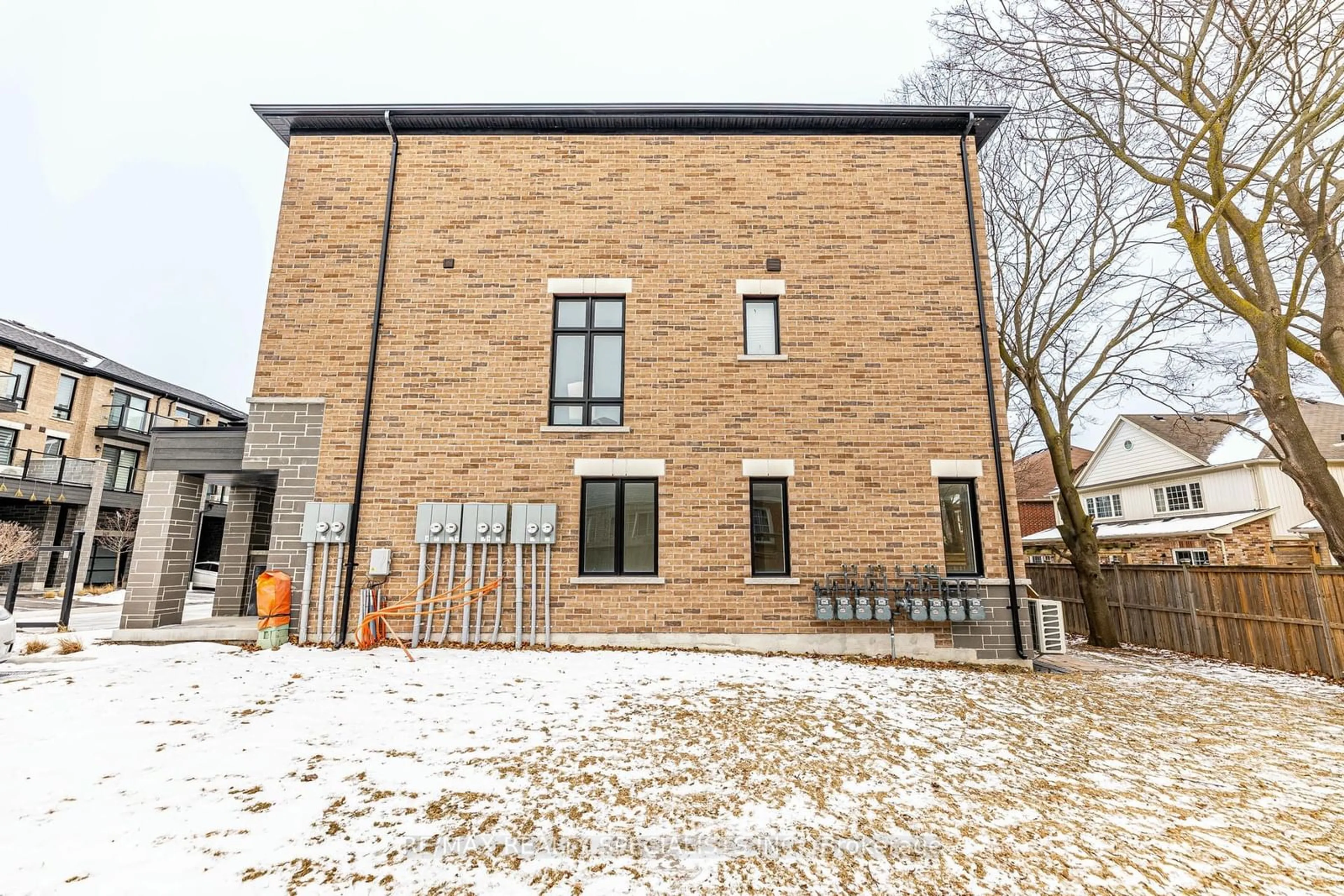 Home with brick exterior material, street for 1474 GRAND PRAIRIE Path, Oshawa Ontario L1K 3G1