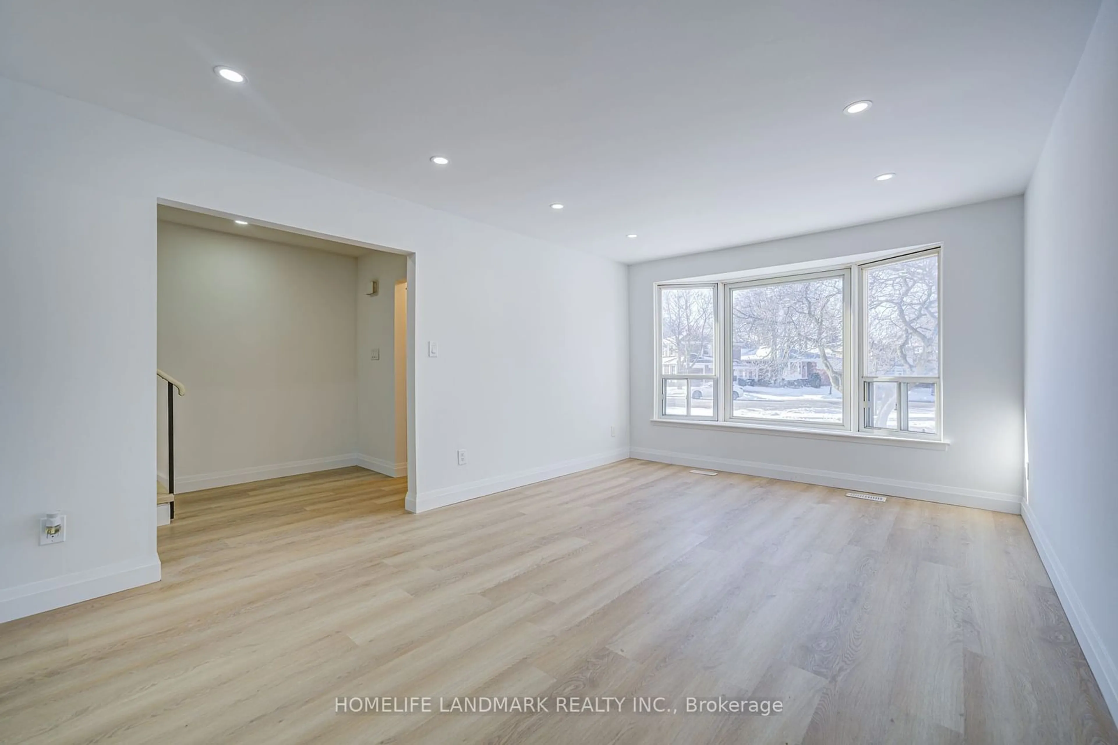 A pic of a room for 41 Dunsdale Sq, Toronto Ontario M1S 2L7