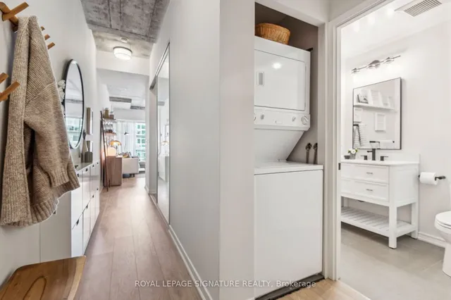 Additional property image - 201 Carlaw Ave Unit 702