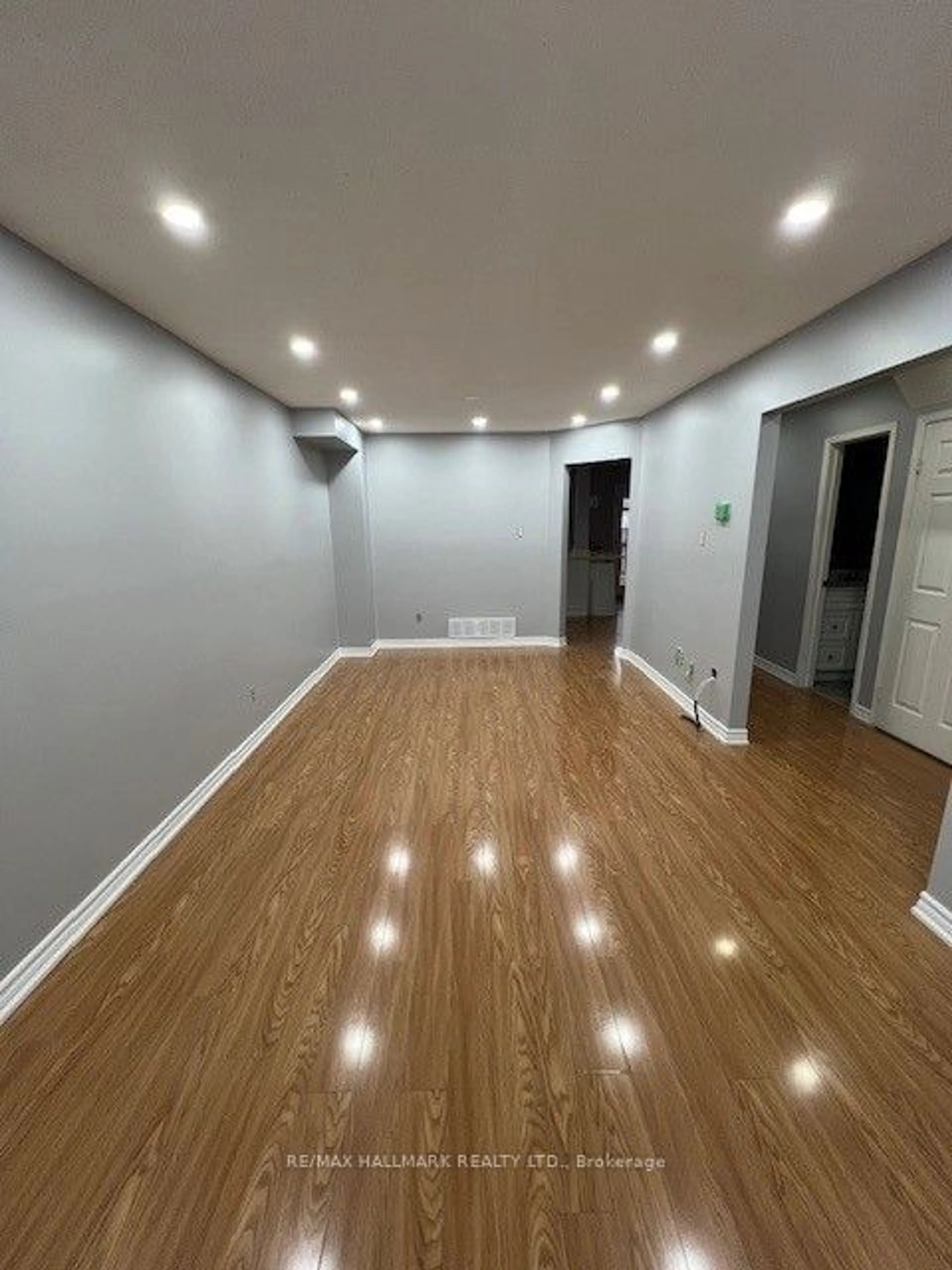 A pic of a room for 49 Halfmoon Sq, Toronto Ontario M1C 3V4