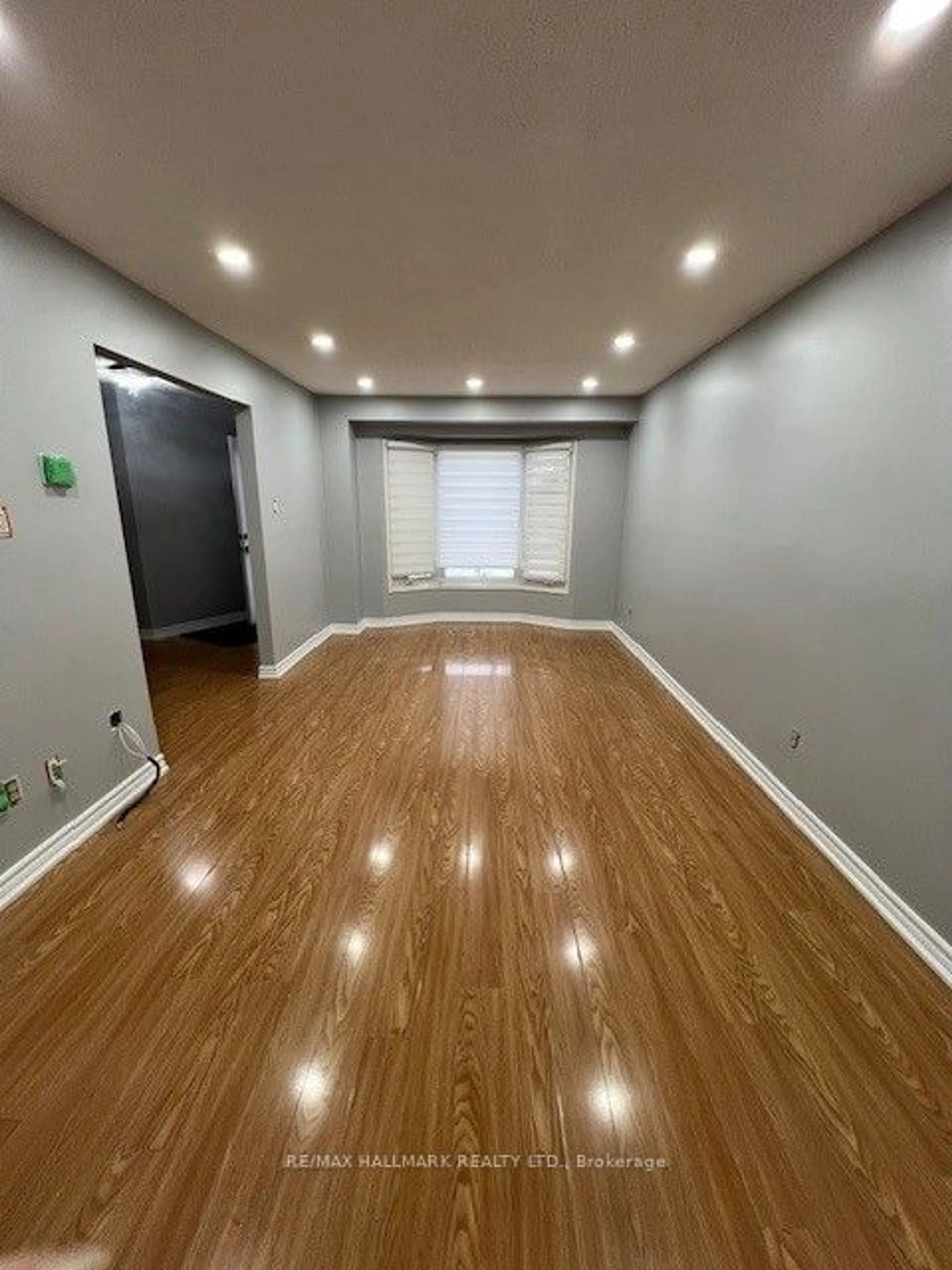 A pic of a room for 49 Halfmoon Sq, Toronto Ontario M1C 3V4