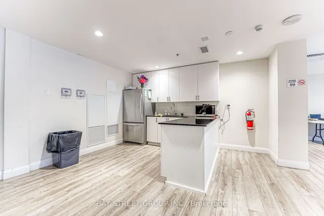Additional property image - 22 East Haven Dr Unit 806