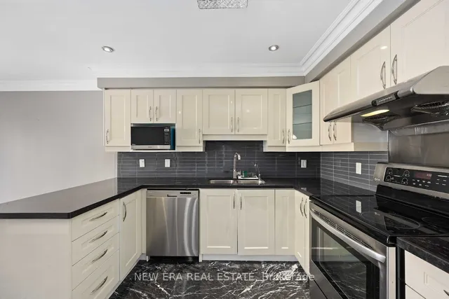 Additional property image - 83 Mondeo Dr Unit 220