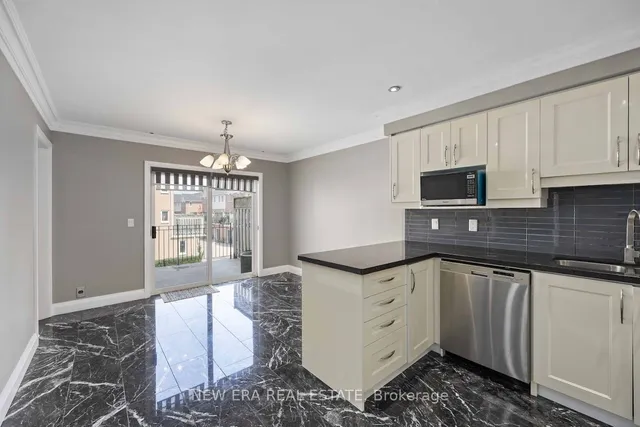 Additional property image - 83 Mondeo Dr Unit 220