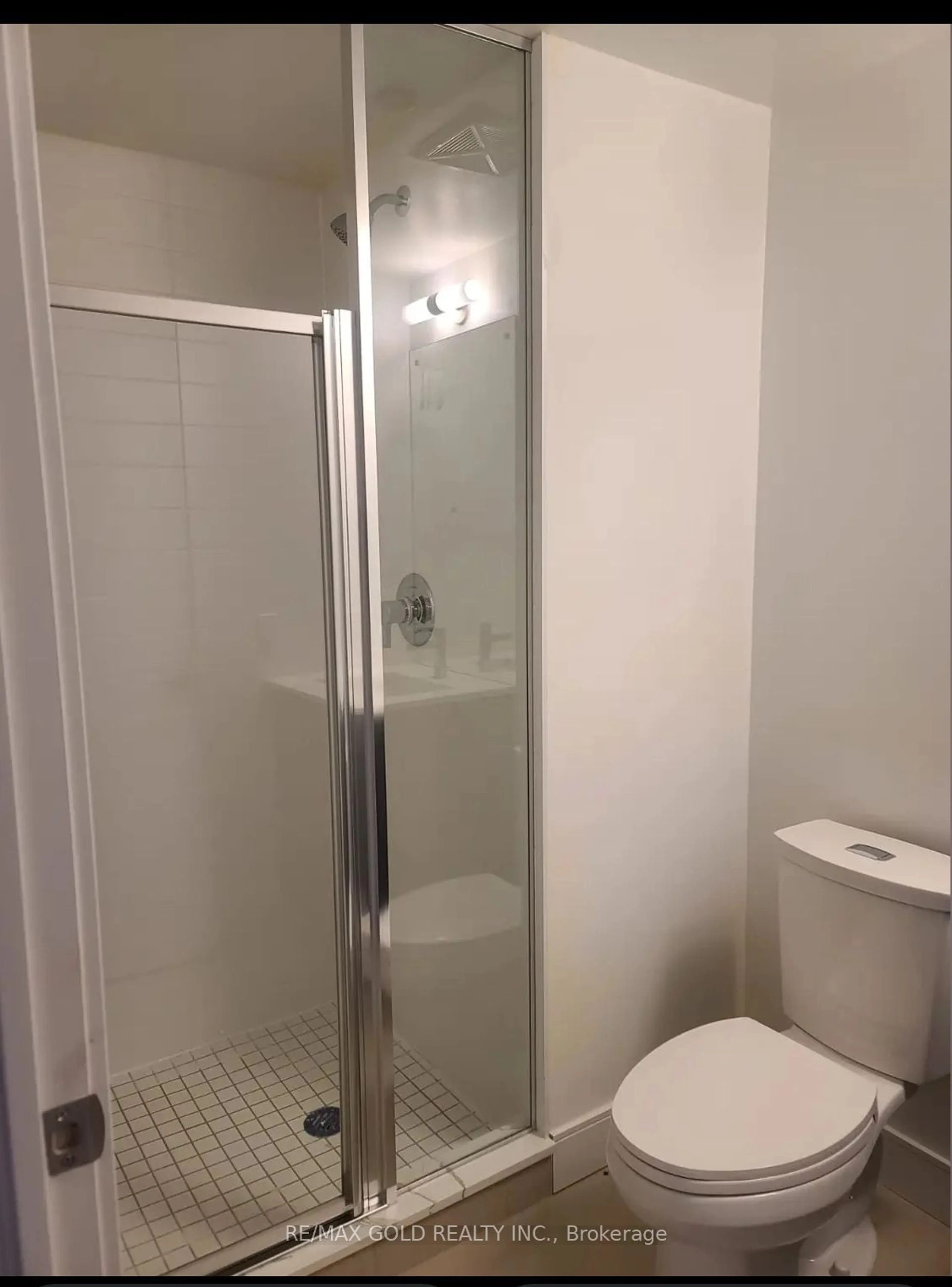 Standard bathroom, unknown for 1350 Ellesmere Rd #618, Toronto Ontario M1P 5A5