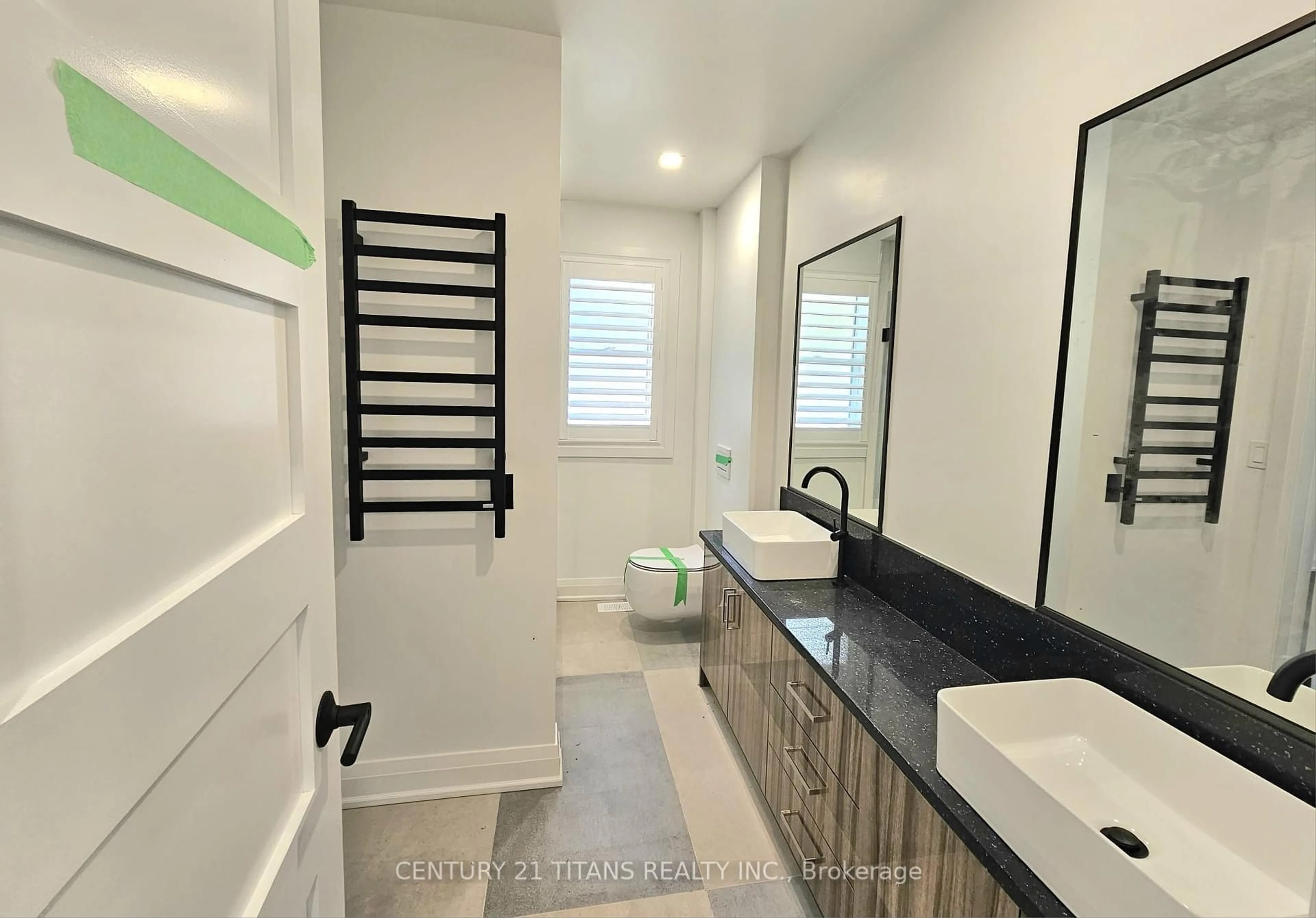 Contemporary bathroom, ceramic/tile floor for 40 Hill Cres, Toronto Ontario M1M 1J2