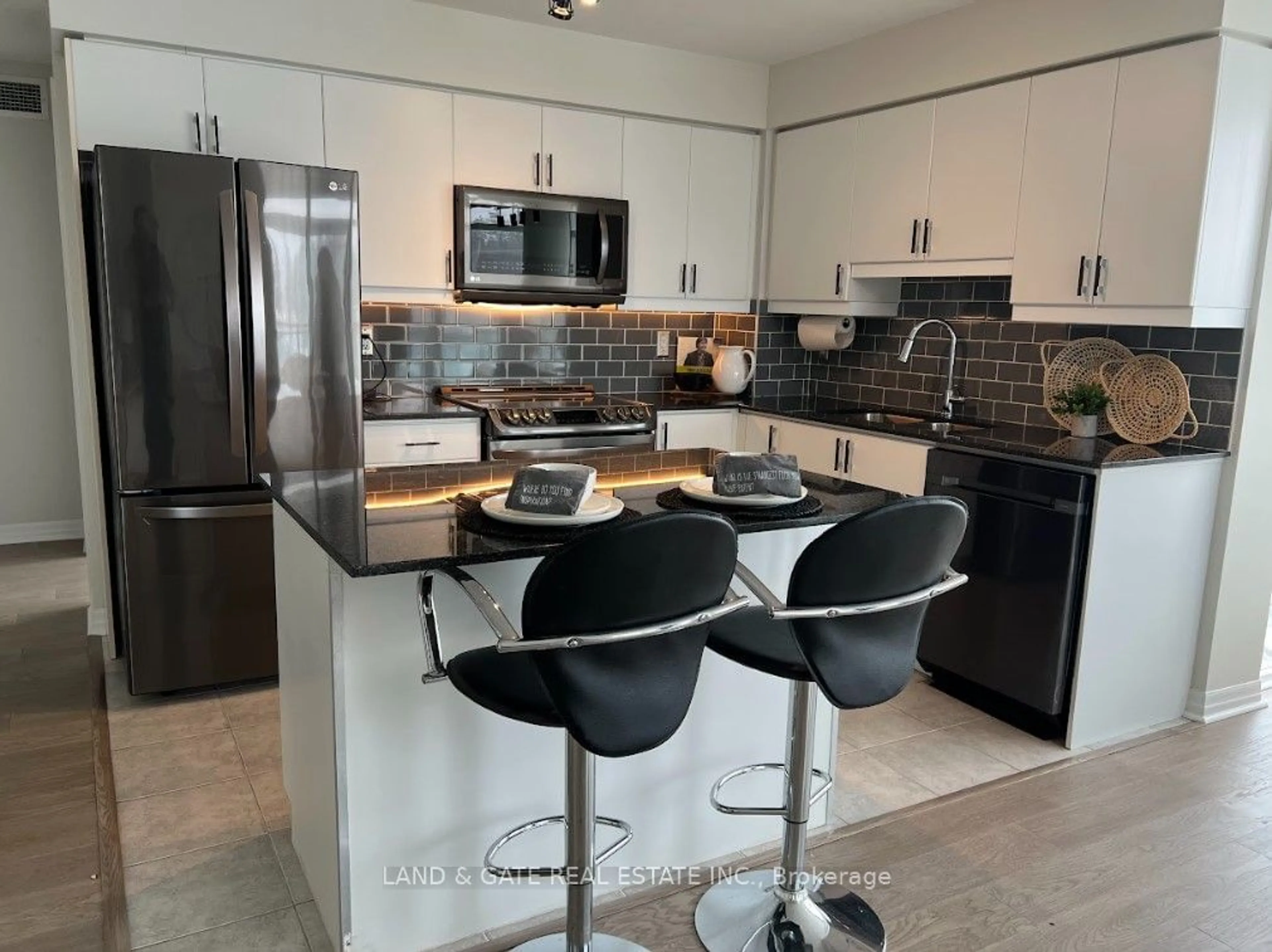 Open concept kitchen, ceramic/tile floor for 1600 Charles St #511, Whitby Ontario L1N 0G4