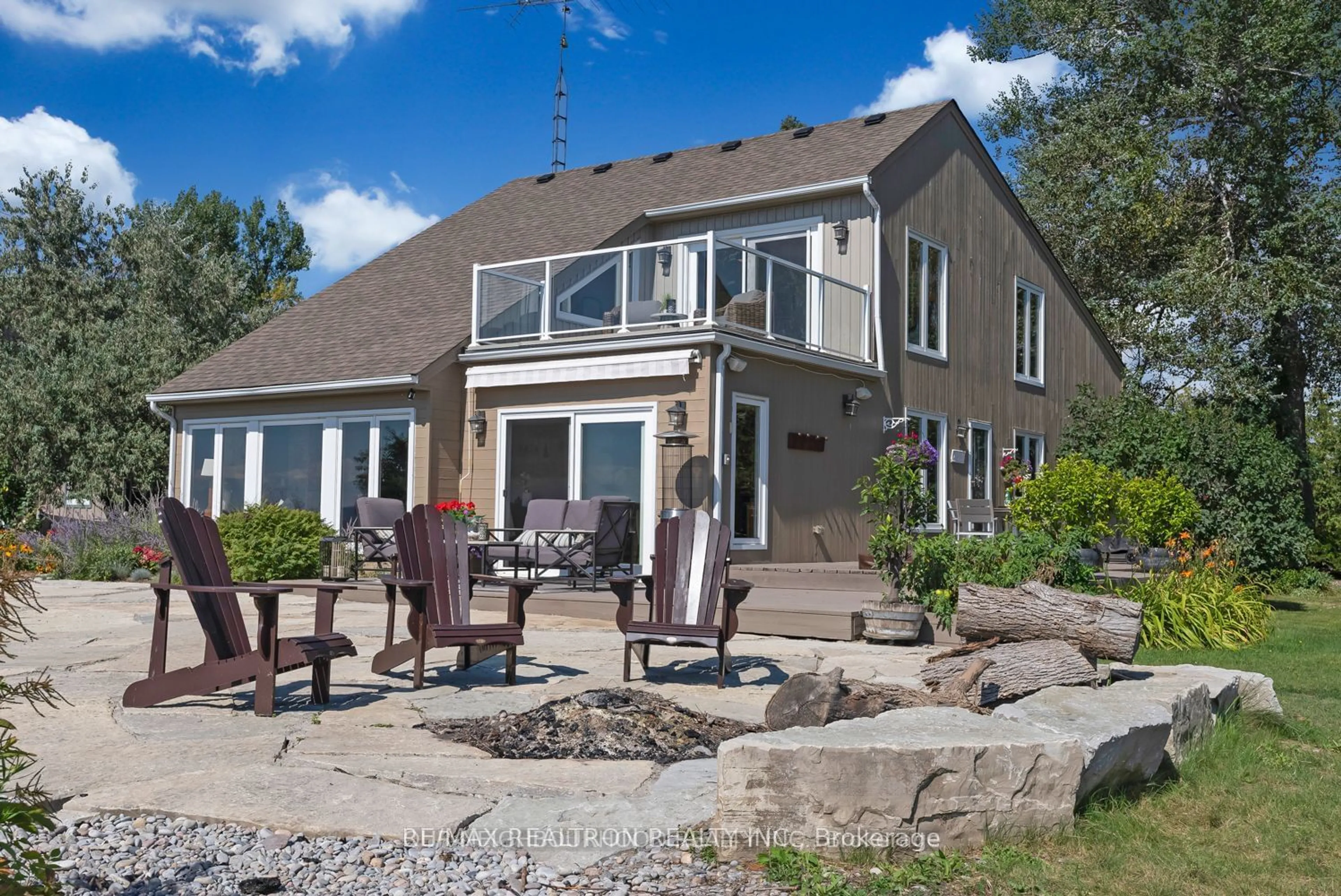 Patio, water/lake/river/ocean view for 151 Cedar Crest Beach Rd, Clarington Ontario L1C 5R2