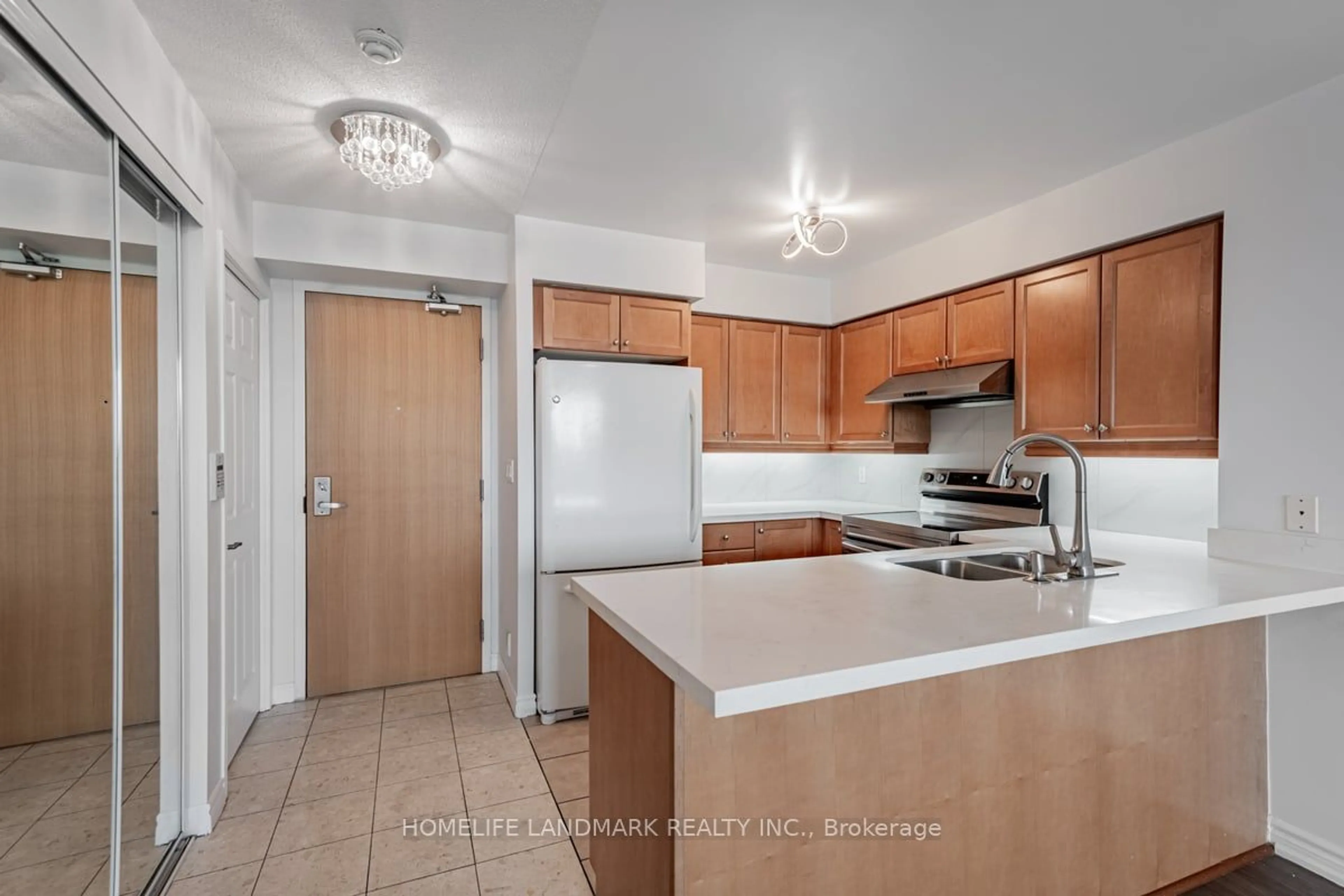 Standard kitchen, unknown for 68 Grangeway Ave #306, Toronto Ontario M1H 0A1