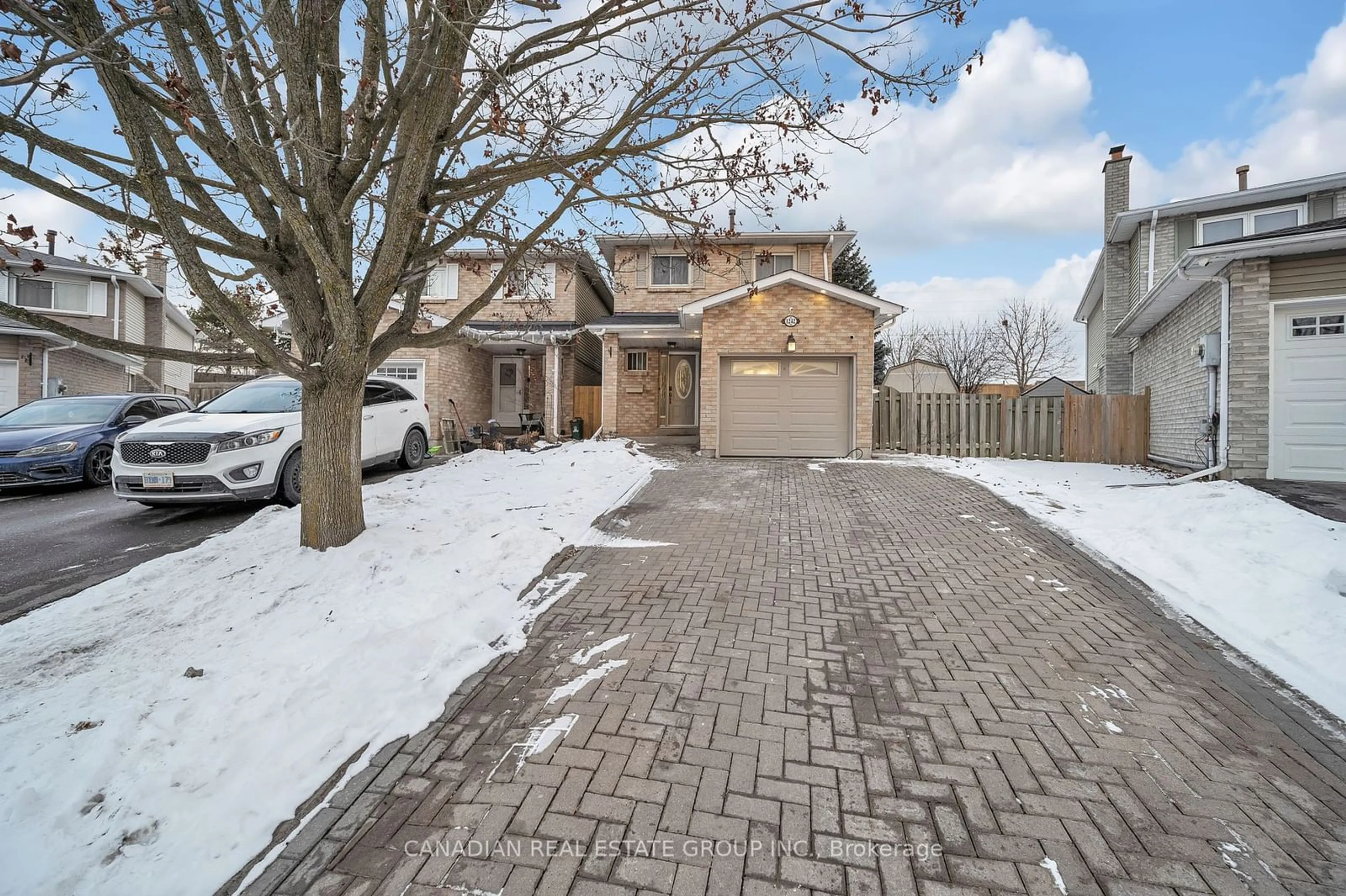 Unknown for 1242 Delmark Crt, Oshawa Ontario L1H 8K6