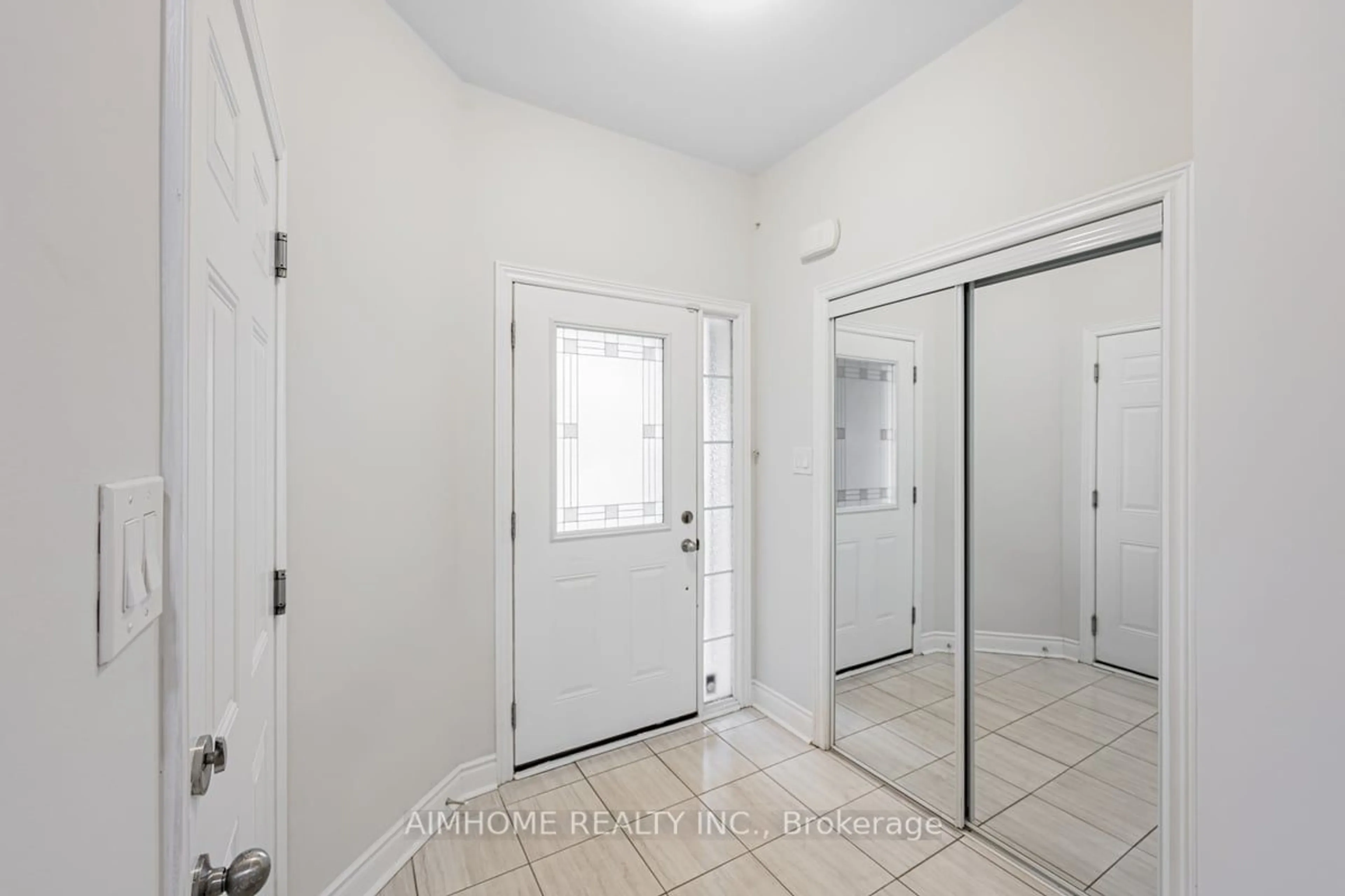 Indoor entryway for 106 Leney St, Ajax Ontario L1Z 0T5