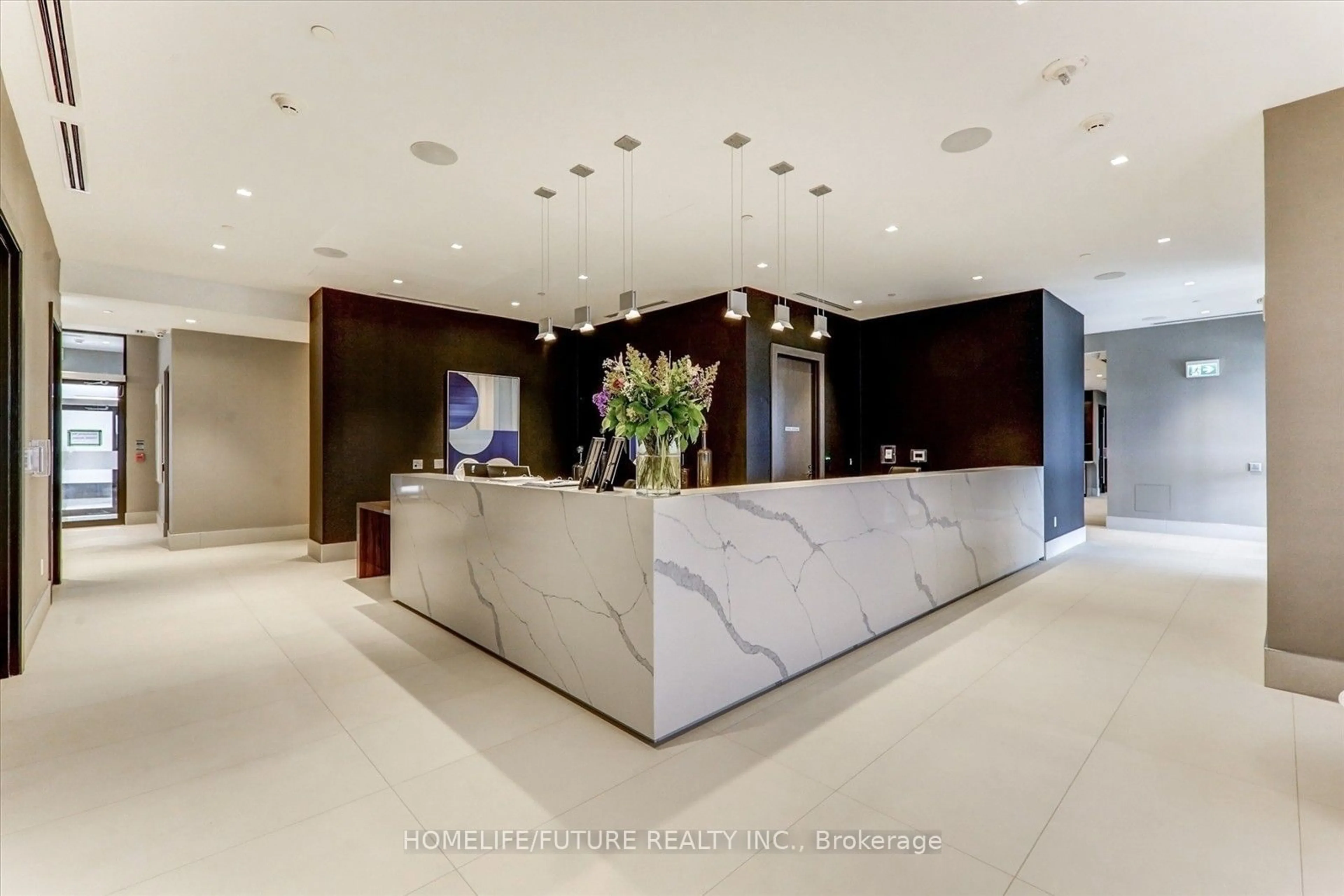 Lobby for 2550 Simcoe St #1907, Oshawa Ontario L1L 0M7