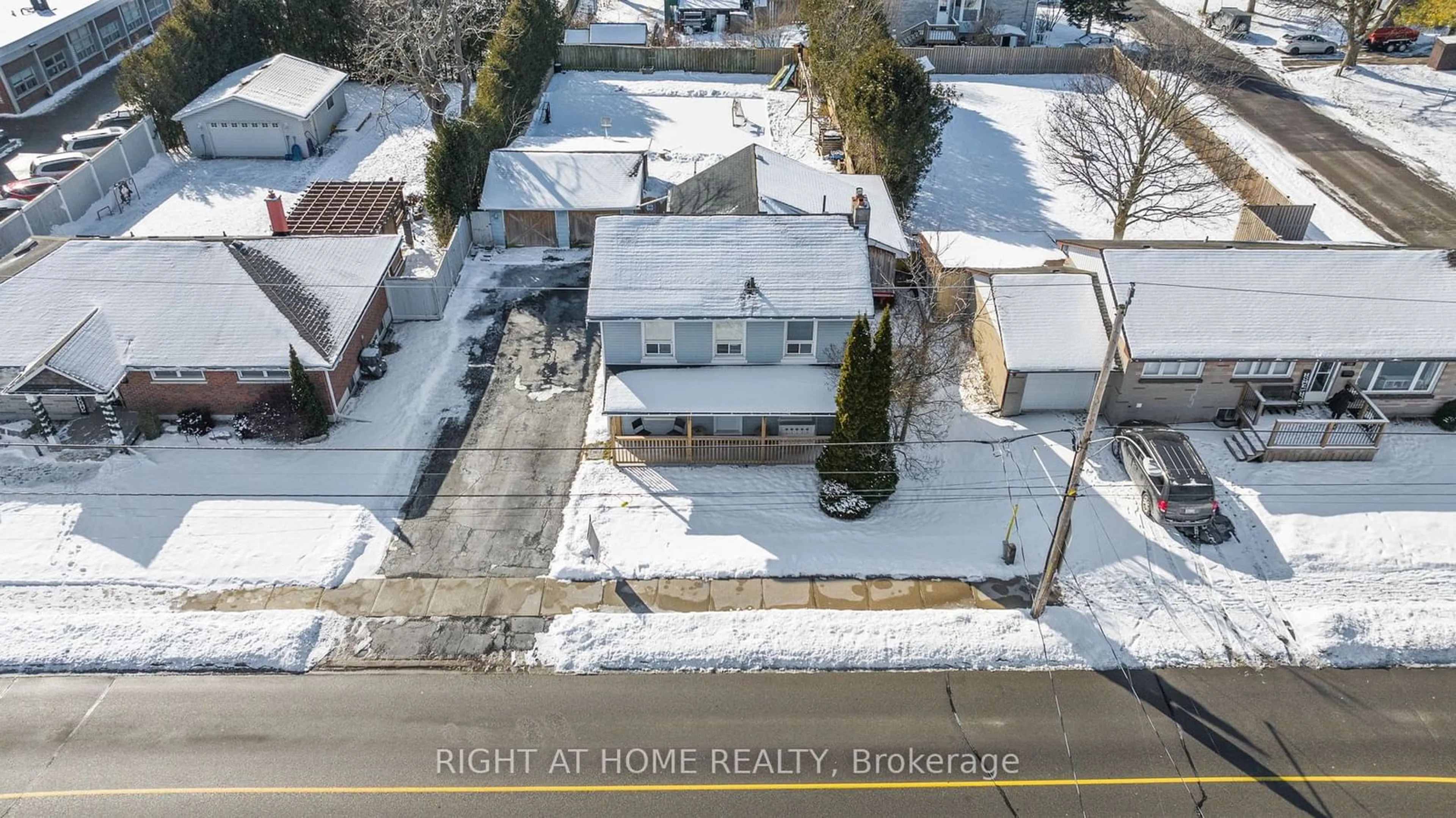 A pic from outside/outdoor area/front of a property/back of a property/a pic from drone, street for 110 Ontario St, Clarington Ontario L1C 2T4