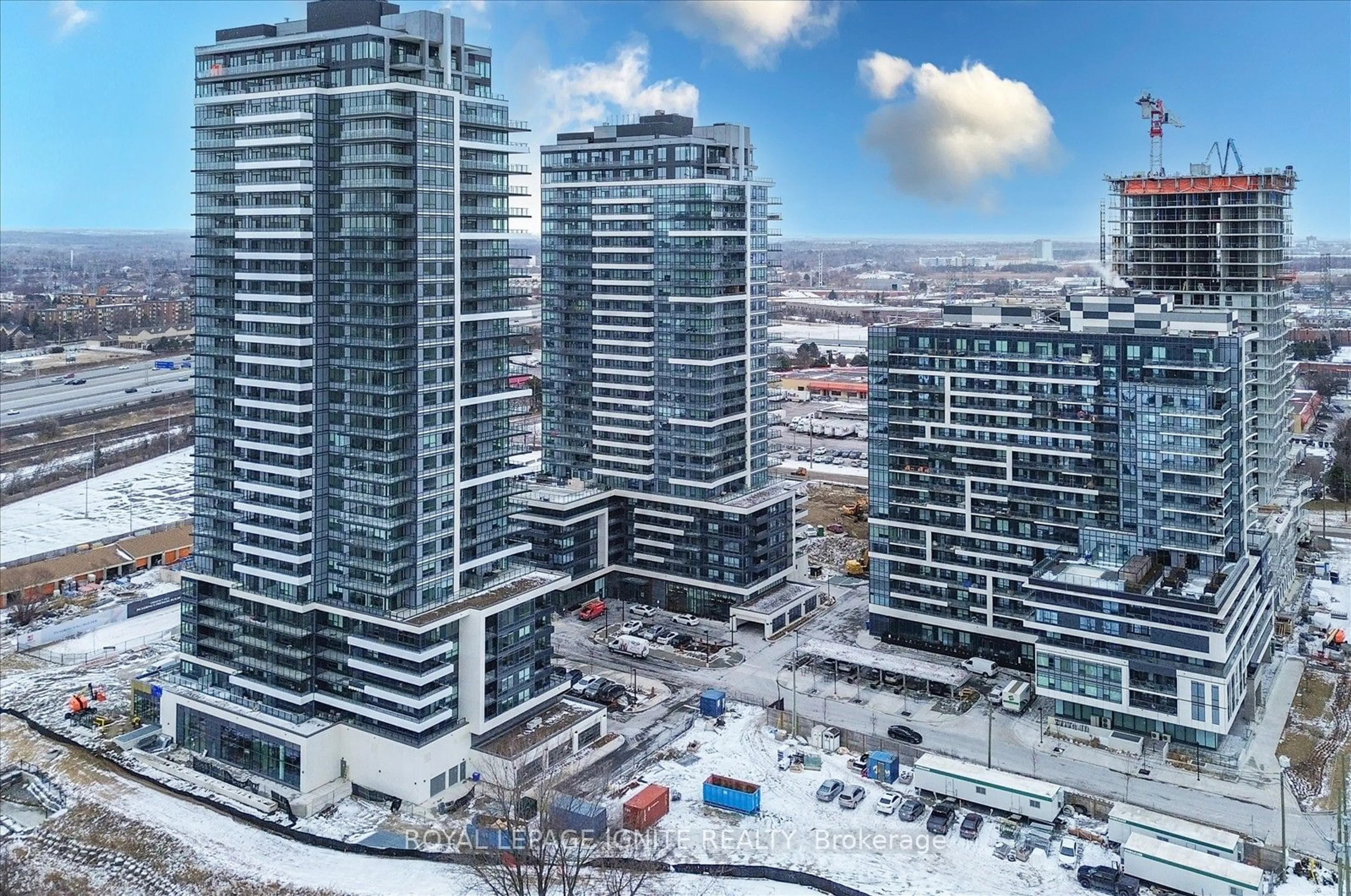 A pic from outside/outdoor area/front of a property/back of a property/a pic from drone, city buildings view from balcony for 1455 Celebration Dr #803, Pickering Ontario L1W 0C3