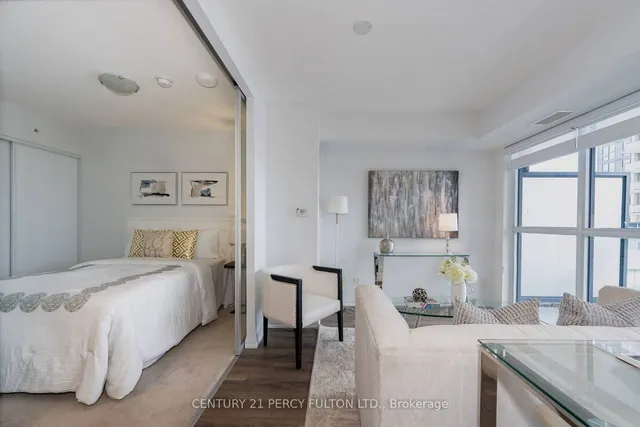 Additional property image - 30 Meadowglen Pl Unit 704