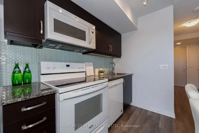 Additional property image - 30 Meadowglen Pl Unit 704