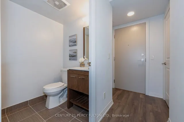 Additional property image - 30 Meadowglen Pl Unit 704