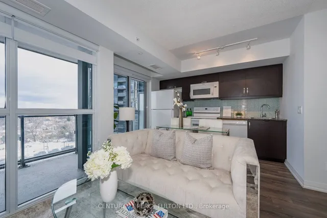 Additional property image - 30 Meadowglen Pl Unit 704