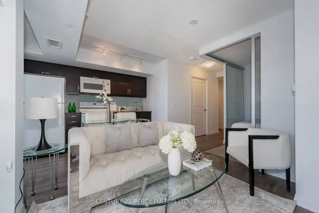 Additional property image - 30 Meadowglen Pl Unit 704