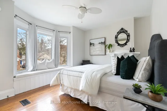 Additional property image - 250 Lee Ave