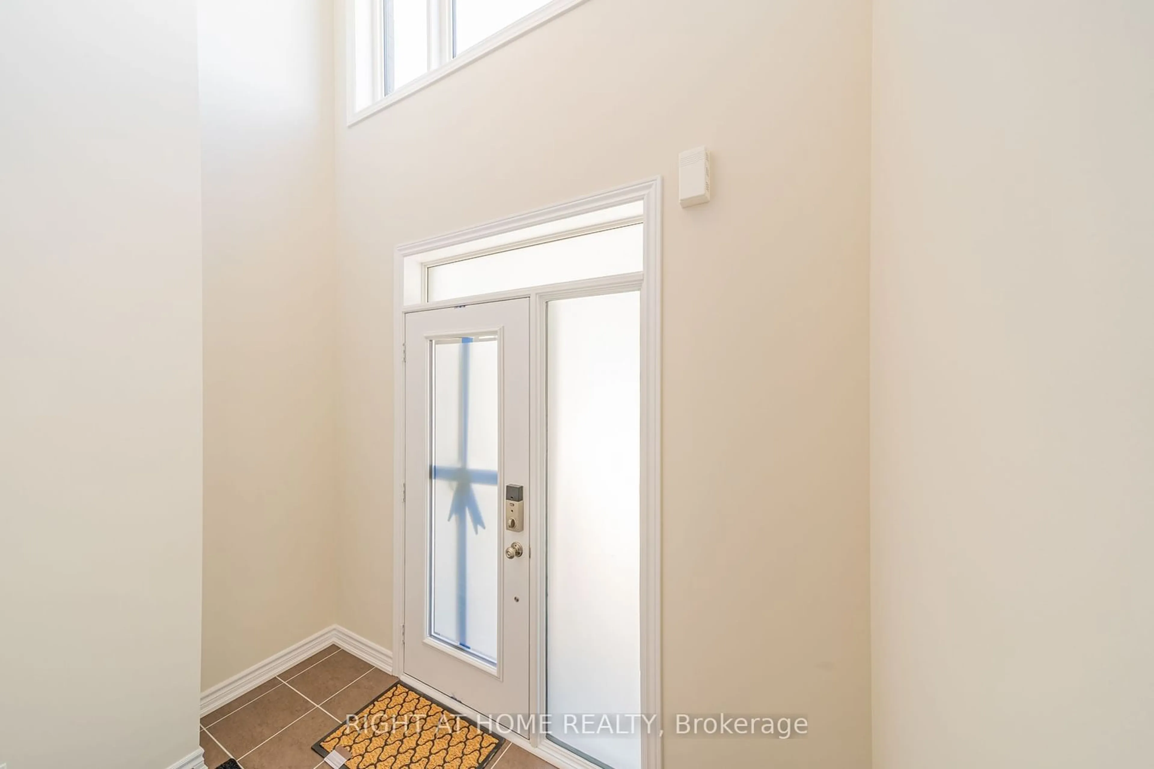 Indoor entryway for 56 Douet Lane, Ajax Ontario L1Z 0V4