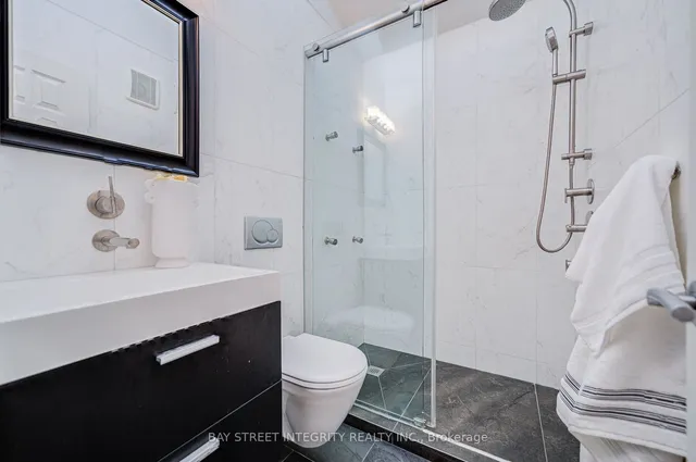 Additional property image - 17 Frankdale Ave