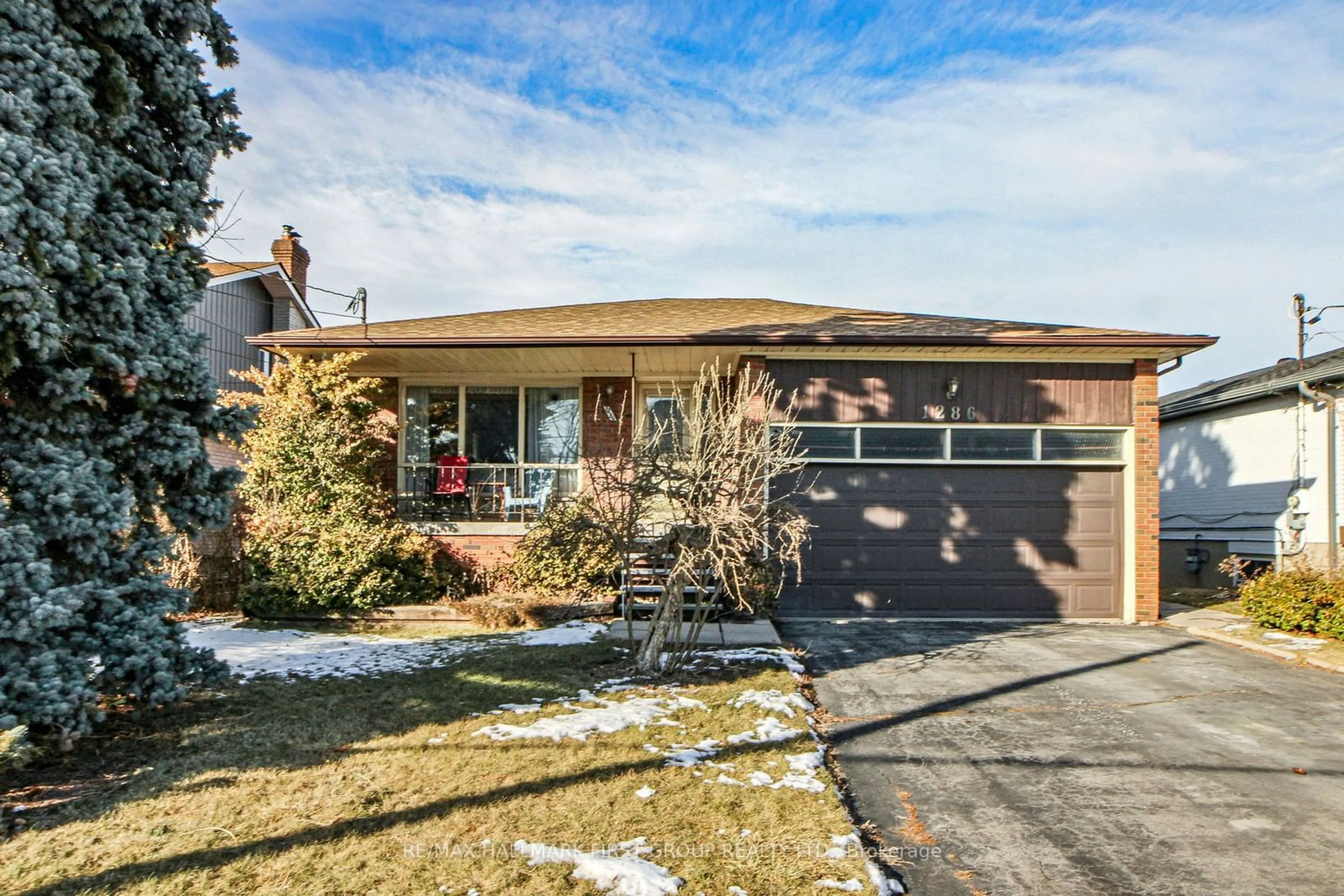 Home with brick exterior material, street for 1286 Old Orchard Ave, Pickering Ontario L1W 1G2