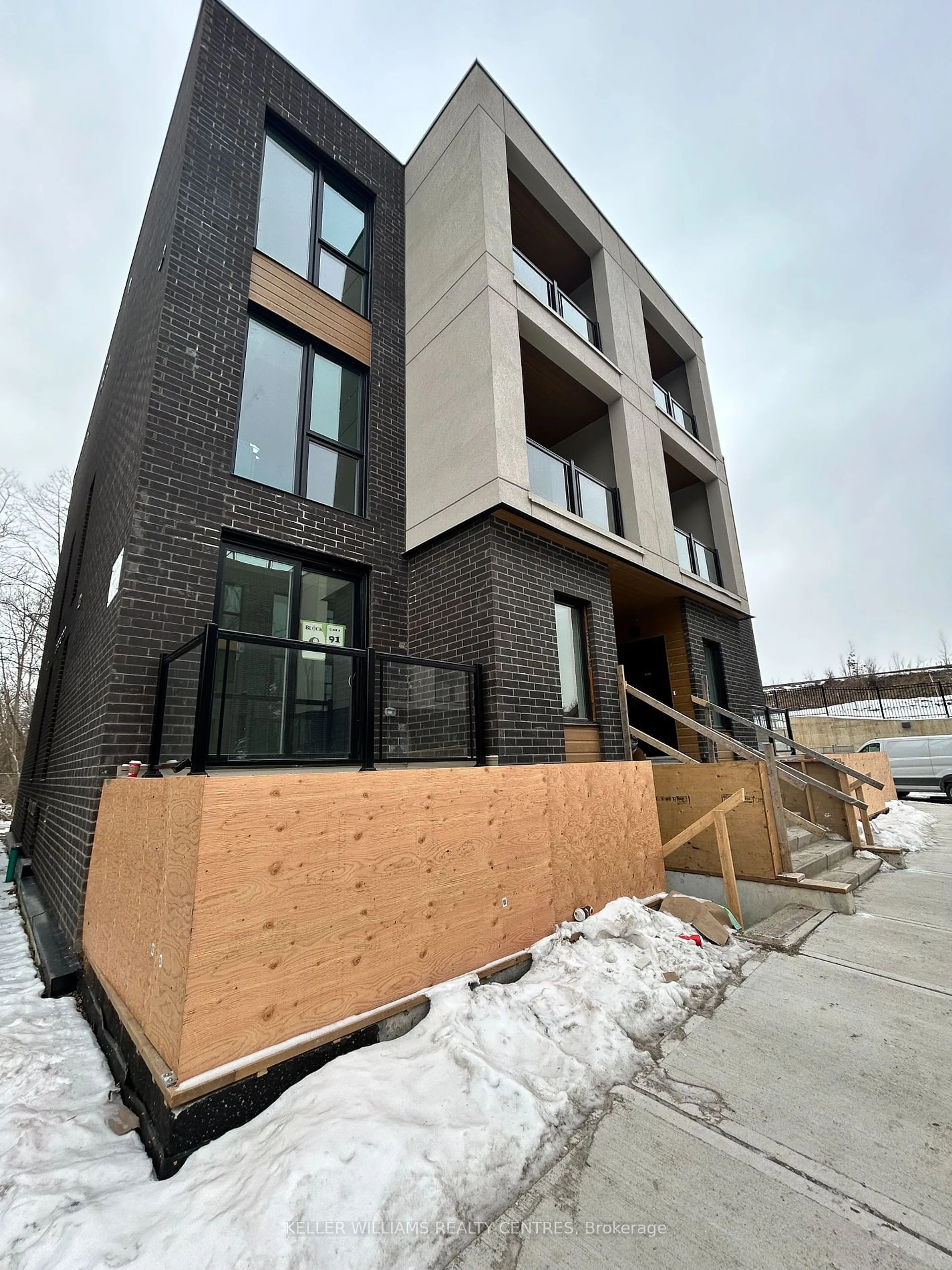 Home with brick exterior material, building for 174 Clonmore Dr #2, Toronto Ontario M1N 3C5