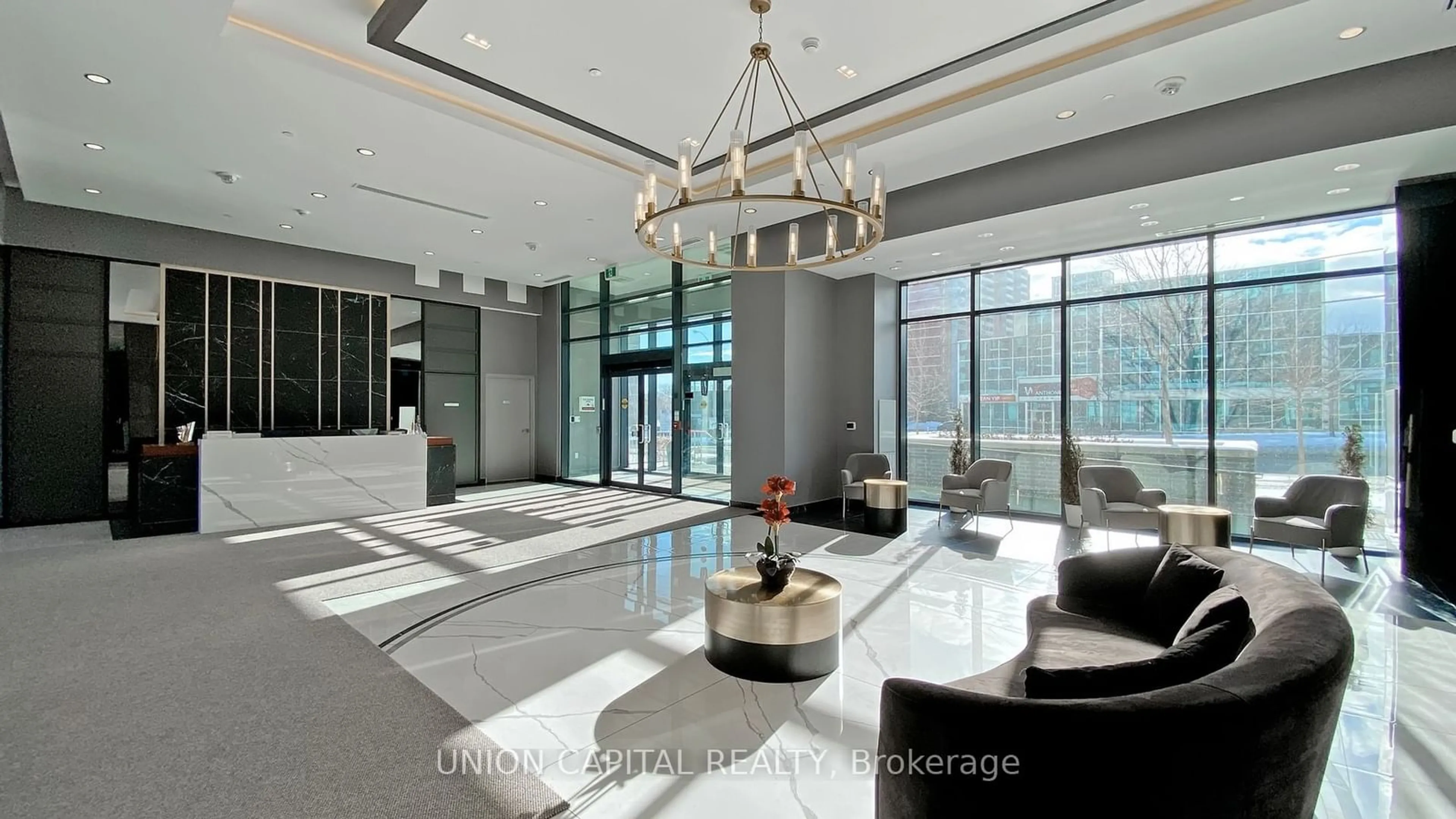 Indoor foyer for 3220 Sheppard Ave #610, Toronto Ontario M1T 0B7