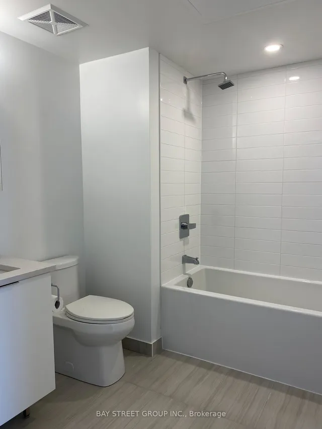 Additional property image - 2033 Kennedy Rd Unit 3006