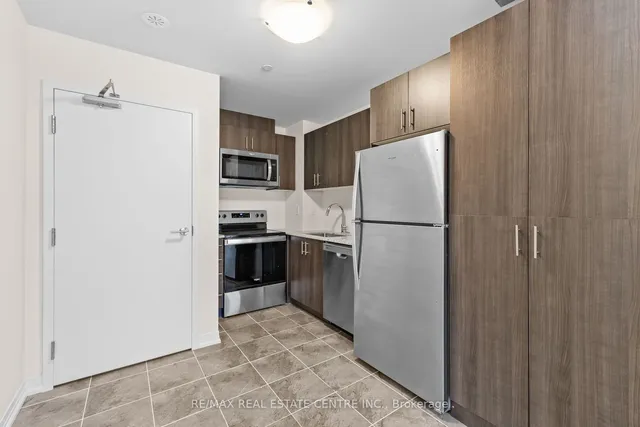 Additional property image - 30 Liben Way Unit 43