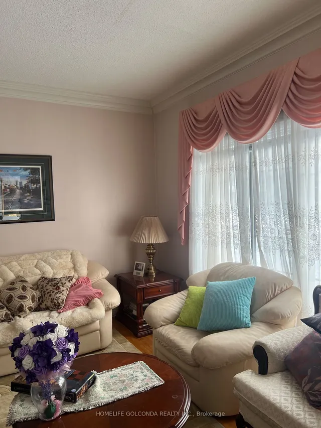 Additional property image - 100 Chartway Blvd