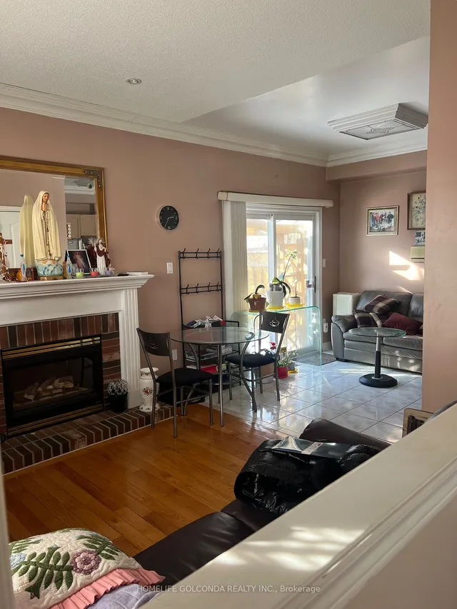 Additional property image - 100 Chartway Blvd