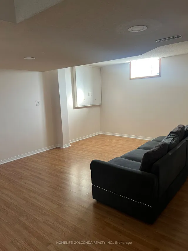 Additional property image - 100 Chartway Blvd