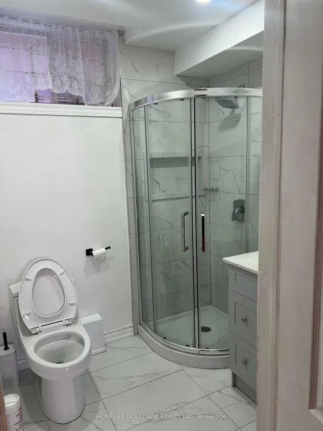 Additional property image - 100 Chartway Blvd