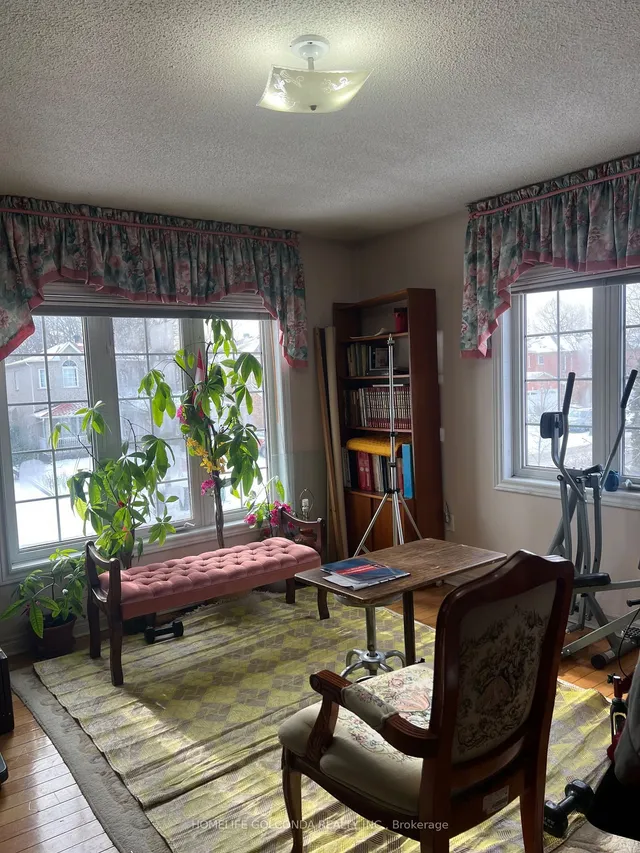 Additional property image - 100 Chartway Blvd