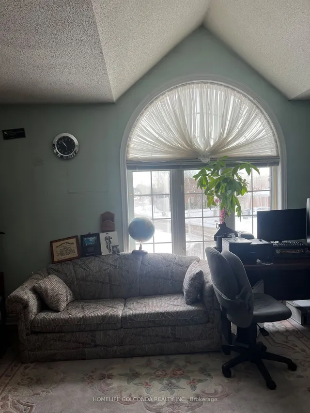 Additional property image - 100 Chartway Blvd