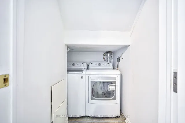 Additional property image - 18 Castle Hill Dr