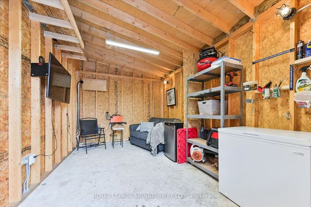 Additional property image - 10 Copping Rd