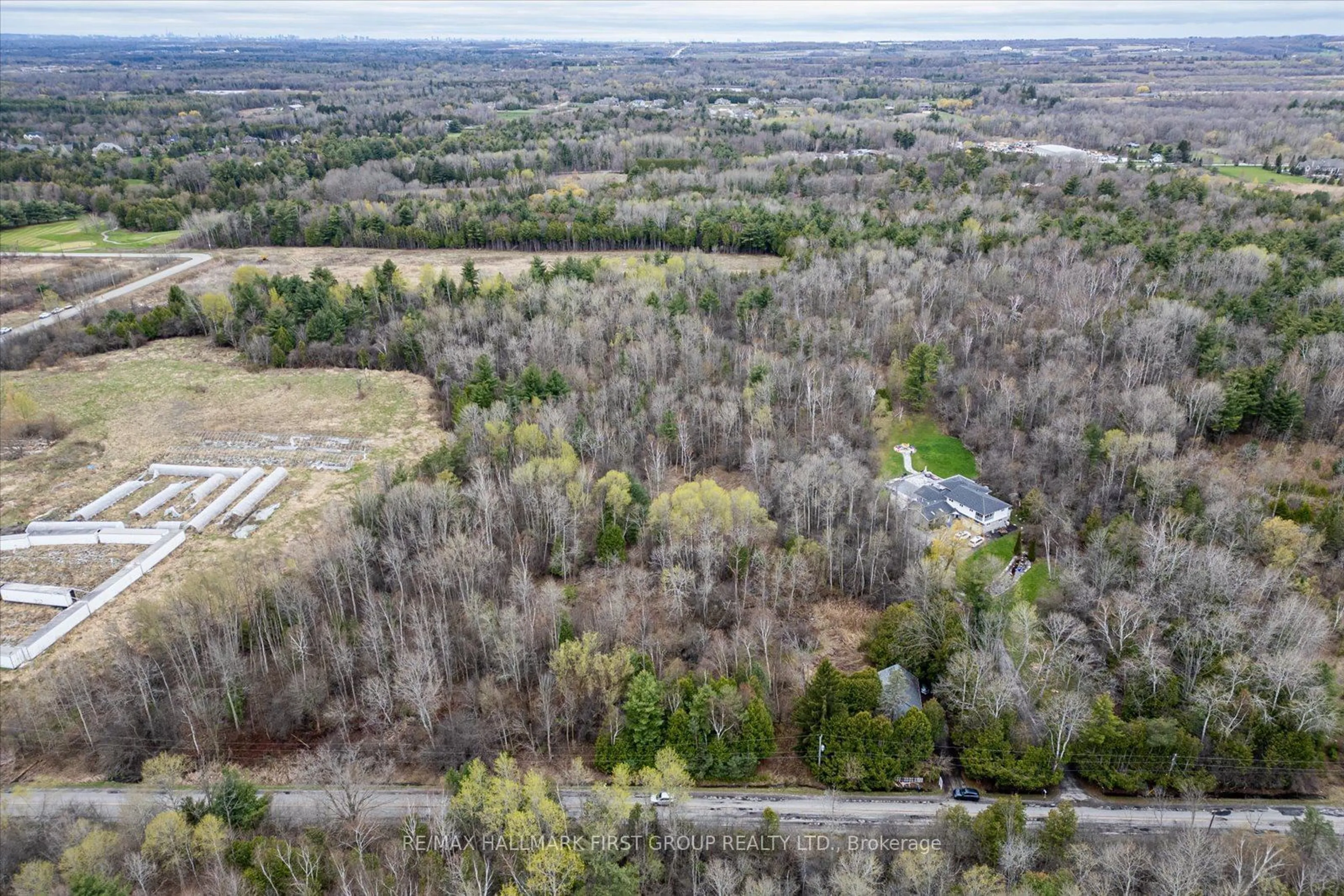 A pic from outside/outdoor area/front of a property/back of a property/a pic from drone, forest/trees view for 3296 Audley Rd, Pickering Ontario L1V 2P8